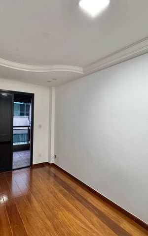 Apartamento à venda com 180m², 3 quartos e 1 vaga Apartamento à venda com 180m², 3 quartos e 1 vagaQuarto 2