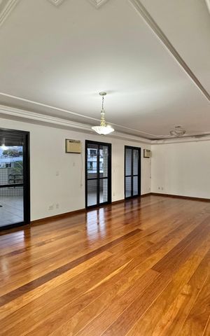 Apartamento à venda com 180m², 3 quartos e 1 vaga Apartamento à venda com 180m², 3 quartos e 1 vagaSala