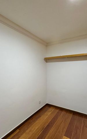 Apartamento à venda com 180m², 3 quartos e 1 vaga Apartamento à venda com 180m², 3 quartos e 1 vagaQuarto 1