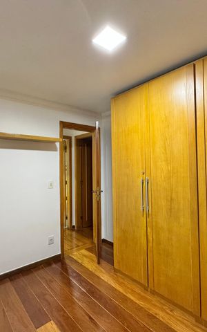 Apartamento à venda com 180m², 3 quartos e 1 vaga Apartamento à venda com 180m², 3 quartos e 1 vagaQuarto 1