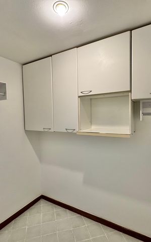 Apartamento à venda com 180m², 3 quartos e 1 vaga Apartamento à venda com 180m², 3 quartos e 1 vagaCozinha e Área de Serviço - Quarto