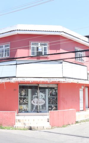 Apartamento para alugar com 120m², 1 quarto e sem vagaFachada