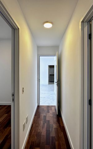 Apartamento à venda com 162m², 3 quartos e 3 vagas Apartamento à venda com 162m², 3 quartos e 3 vagasCorredor Suítes