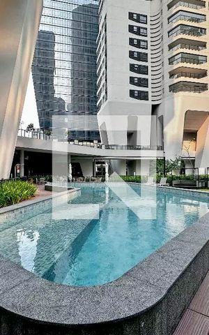 Apartamento à venda com 162m², 3 quartos e 3 vagas Apartamento à venda com 162m², 3 quartos e 3 vagasPiscina