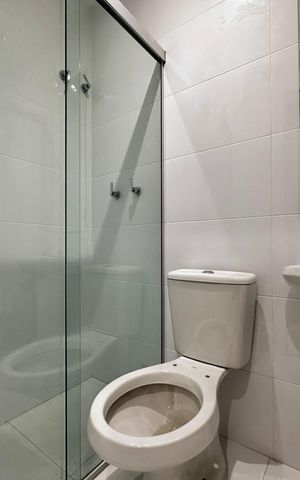 Apartamento à venda com 162m², 3 quartos e 3 vagas Apartamento à venda com 162m², 3 quartos e 3 vagasBanheiro de Serviço
