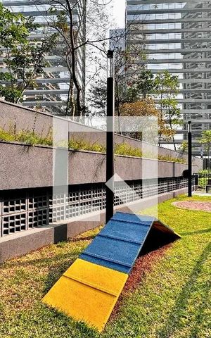 Apartamento à venda com 162m², 3 quartos e 3 vagas Apartamento à venda com 162m², 3 quartos e 3 vagasEspaço Pet