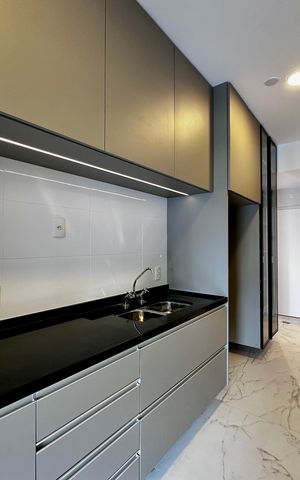 Apartamento à venda com 162m², 3 quartos e 3 vagas Apartamento à venda com 162m², 3 quartos e 3 vagasCozinha