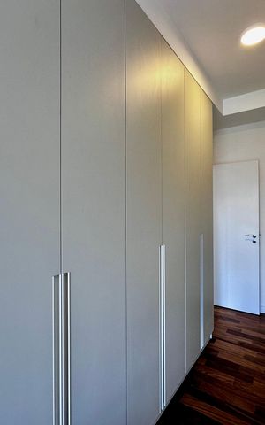 Apartamento à venda com 162m², 3 quartos e 3 vagas Apartamento à venda com 162m², 3 quartos e 3 vagasCloset Suíte 1