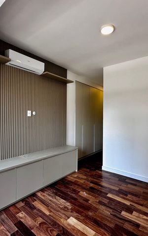 Apartamento à venda com 162m², 3 quartos e 3 vagas Apartamento à venda com 162m², 3 quartos e 3 vagasSuíte 1