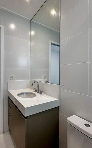 Apartamento à venda com 162m², 3 quartos e 3 vagas Apartamento à venda com 162m², 3 quartos e 3 vagasBanheiro Suíte 3