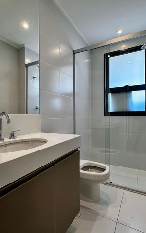 Apartamento à venda com 162m², 3 quartos e 3 vagas Apartamento à venda com 162m², 3 quartos e 3 vagasBanheiro Suíte 3