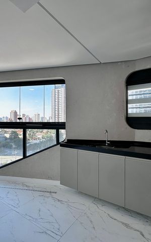 Apartamento à venda com 162m², 3 quartos e 3 vagas Apartamento à venda com 162m², 3 quartos e 3 vagasVaranda Integrada