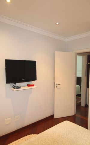 Apartamento à venda com 200m², 3 quartos e 4 vagasQuarto 3