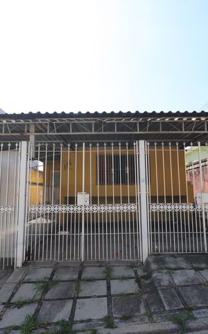 Casa à venda com 510m², 3 quartos e 3 vagasFachada