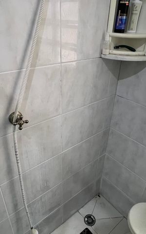 Apartamento à venda com 80m², 1 quarto e sem vaga Apartamento à venda com 80m², 1 quarto e sem vagaBanheiro