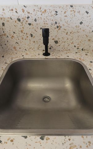 Apartamento para alugar com 28m², 1 quarto e sem vagaTanque