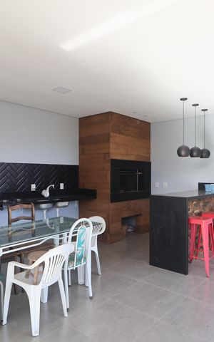 Casa à venda com 173m², 3 quartos e 2 vagasÁrea comum - Churrasqueira