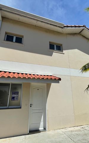 Casa de condomínio para alugar com 60m², 2 quartos e 1 vagaPlaca
