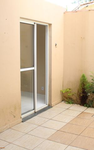 Casa de condomínio para alugar com 60m², 2 quartos e 1 vagaÁrea de Serviço