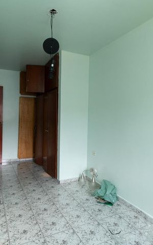 Casa à venda com 200m², 3 quartos e 2 vagasQuarto 2