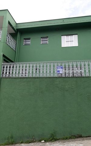 Casa à venda com 200m², 3 quartos e 2 vagasFachada