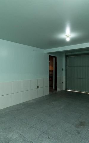 Casa à venda com 200m², 3 quartos e 2 vagasGaragem