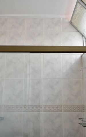 Casa à venda com 243m², 3 quartos e 3 vagasBanheiro da Suíte 2