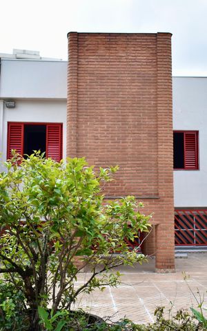 Casa à venda com 243m², 3 quartos e 3 vagasTerraço