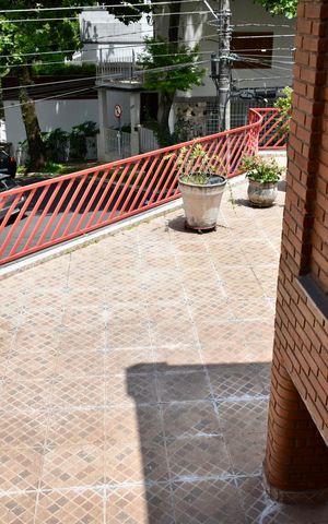Casa à venda com 243m², 3 quartos e 3 vagasTerraço