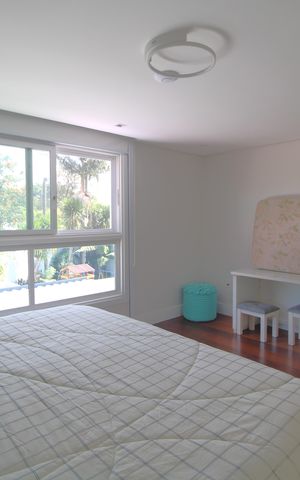 Casa à venda com 637m², 4 quartos e 4 vagasQuarto 