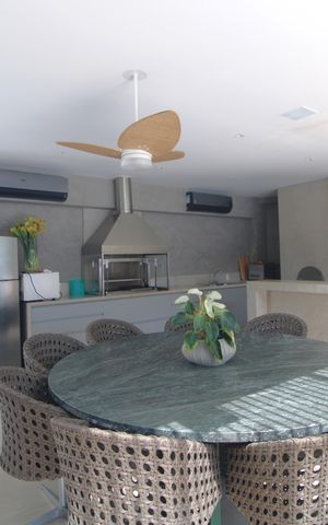 Casa à venda com 637m², 4 quartos e 4 vagasSala