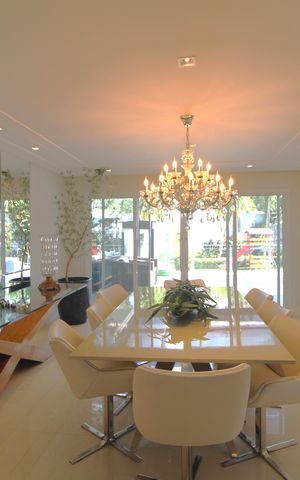Casa à venda com 637m², 4 quartos e 4 vagasSala