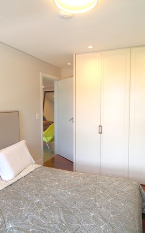 Casa à venda com 637m², 4 quartos e 4 vagasQuarto 2