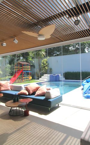 Casa à venda com 637m², 4 quartos e 4 vagasSala