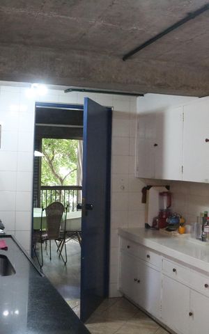 Casa à venda com 299m², 4 quartos e 2 vagasCozinha