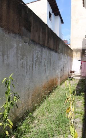 Casa de condomínio à venda com 150m², 3 quartos e 1 vagaLateral da casa