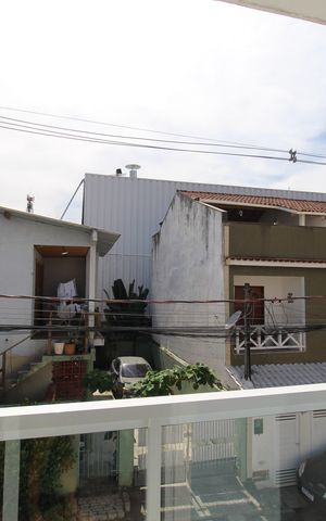 Casa de condomínio à venda com 150m², 3 quartos e 1 vagaSuíte - Varanda