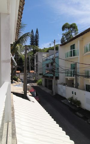 Casa de condomínio à venda com 150m², 3 quartos e 1 vagaSuíte - Varanda