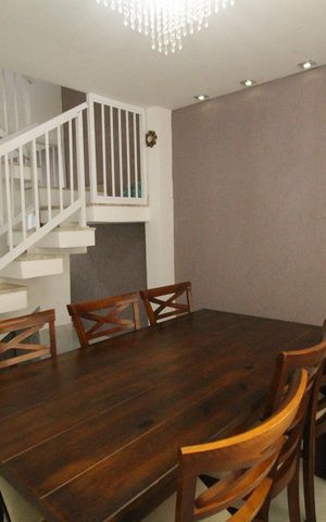 Casa de condomínio à venda com 150m², 3 quartos e 1 vagaSala