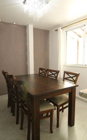 Casa de condomínio à venda com 150m², 3 quartos e 1 vagaSala