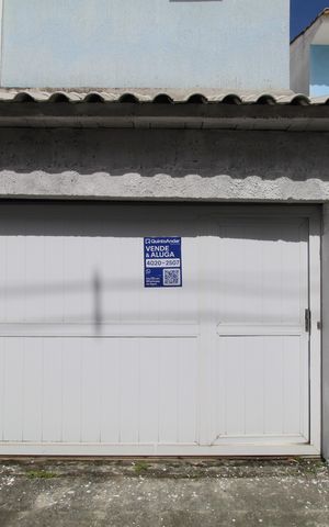 Casa de condomínio à venda com 150m², 3 quartos e 1 vagaPlaca