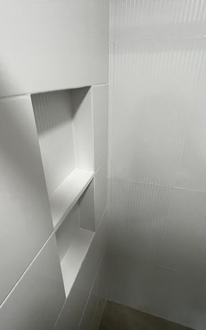 Apartamento à venda com 74m², 2 quartos e sem vaga Apartamento à venda com 74m², 2 quartos e sem vagaBanheiro da Suíte