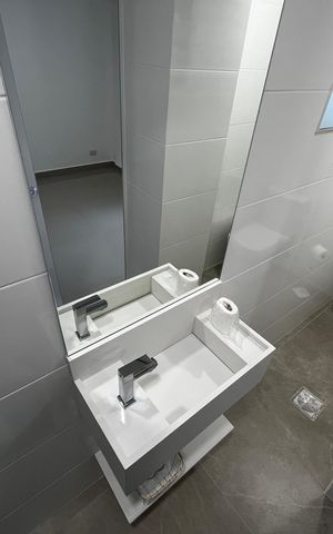 Apartamento à venda com 74m², 2 quartos e sem vaga Apartamento à venda com 74m², 2 quartos e sem vagaBanheiro da Suíte