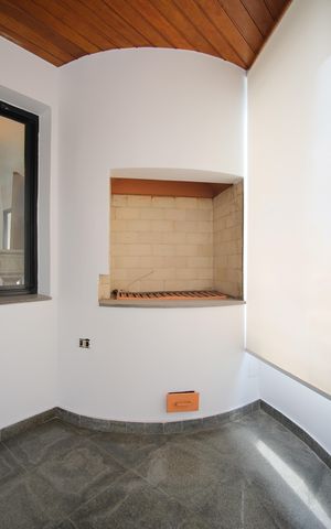 Apartamento para alugar com 200m², 4 quartos e 3 vagasVaranda