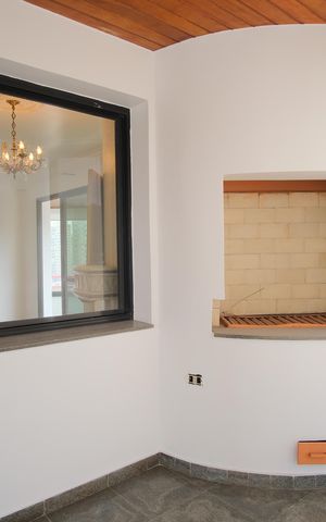 Apartamento para alugar com 200m², 4 quartos e 3 vagasVaranda