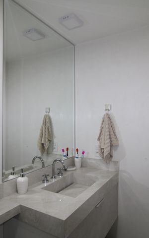 Apartamento à venda com 64m², 2 quartos e 1 vagaBanheiro 2