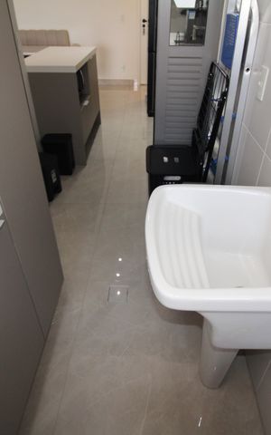 Apartamento à venda com 64m², 2 quartos e 1 vagaÁrea de Serviço