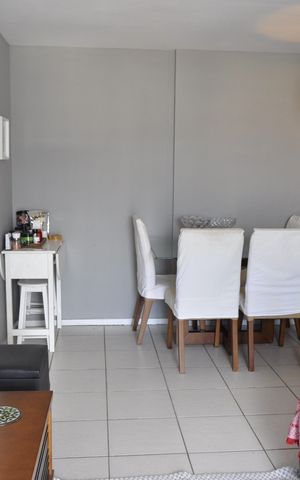 Apartamento à venda com 72m², 2 quartos e 1 vagaSala