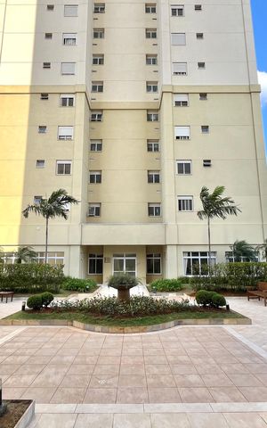 Apartamento à venda com 83m², 2 quartos e 2 vagas Apartamento à venda com 83m², 2 quartos e 2 vagasHall de entrada