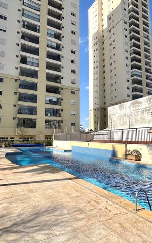 Apartamento à venda com 83m², 2 quartos e 2 vagas Apartamento à venda com 83m², 2 quartos e 2 vagasÁrea comum - Piscina